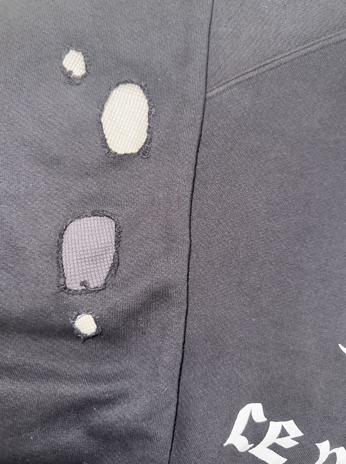 enfants riches deprimes le rosey crewneck